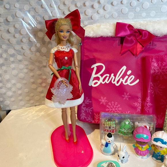 Barbie Ski Hill ⛷️Zip Bin with 🎁Festive & Fabulous Barbie - Picture 2 of 15